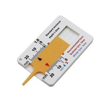 Měřič hloubky dezénu pneumatik 0 - 20 mm