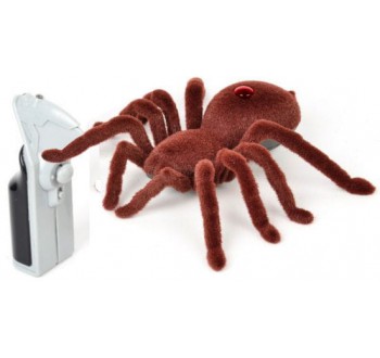 Pavouk na dálkové ovládání