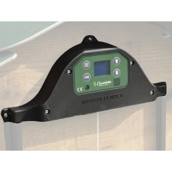 automaticke otevirani a zavirani kurniku polly auto defender se solarnim panelem 4