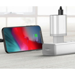 Napáječ, nabíječka USB-A - 3x  18W QUICK CHARGE 2.0-3.0