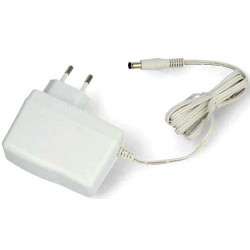 Napáječ, síťový adaptér CWT 12V/2,5A, koncovka 5,5x2,1-2,5mm